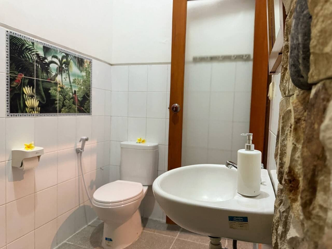 Bathroom 4