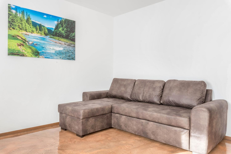 Others 5, Trojer Apartment 1, Bolzano