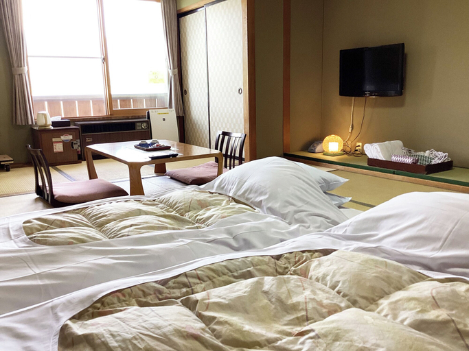 Bedroom 2, Shigaichii Hotel, Yamanouchi