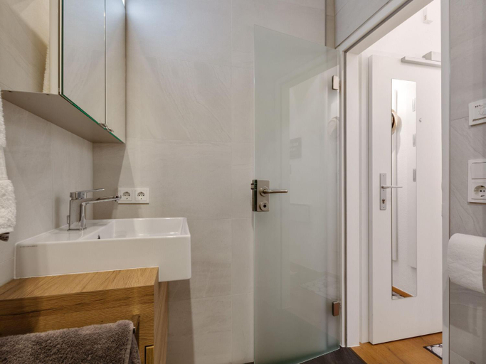 Bathroom 3, Chalet in Jochberg near Wagstatt Lift, Kitzbühel
