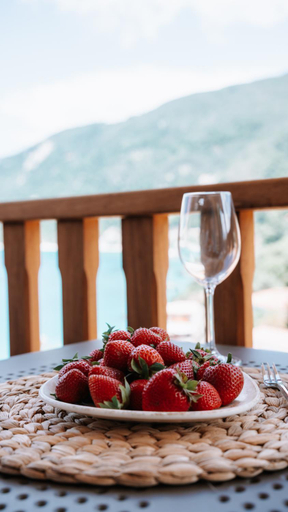 Food & Drinks, Tellion Suites, Ionian Islands
