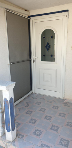 Others 3, Vila Maria grey, Vir