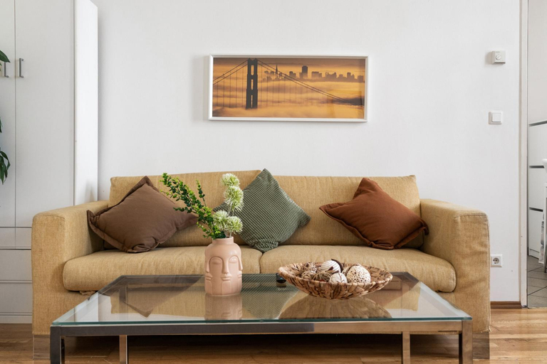 Others 4, Central Dreamscape 1BR Haven for Vienna Explorers, Wien