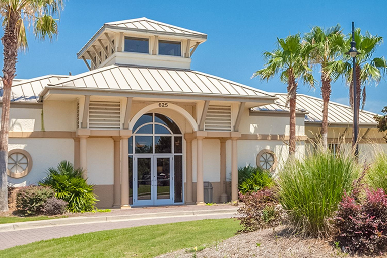 Others 4, The Villa, Escambia