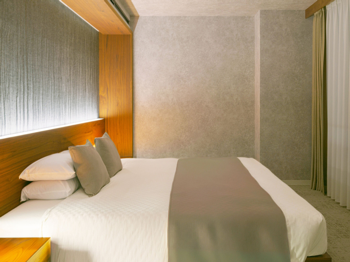 Bedroom 12