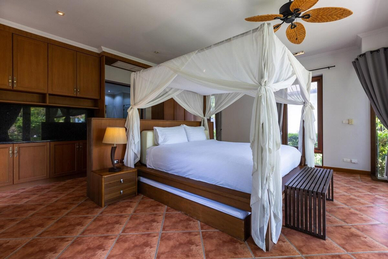 Others 3, Large 6 Bed Luxury Villa on the Golf Course PHJ, Cha-Am