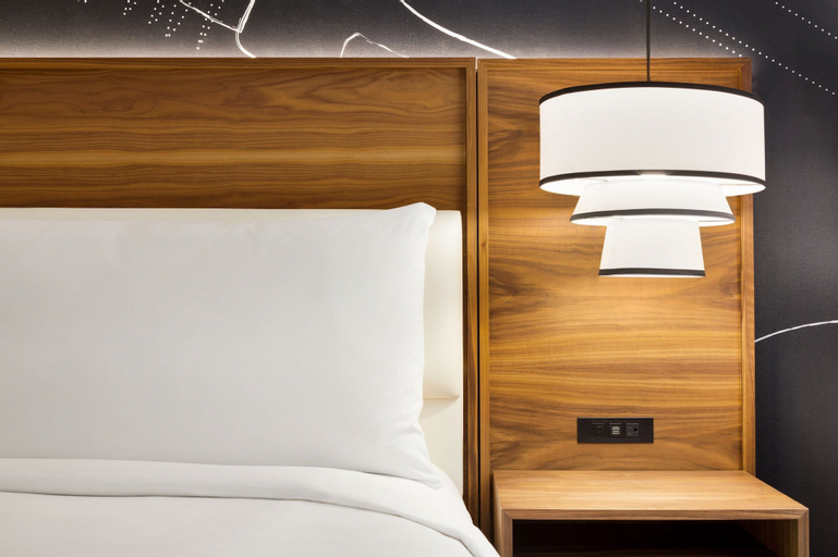 Bedroom 14