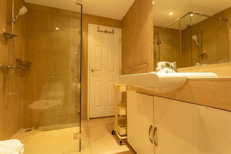Bathroom 3, 2BR Ocean View 1km To Beach Patong c129, Phuket Island