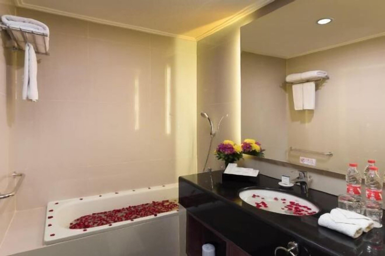 Bathroom 17