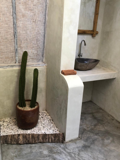 Bathroom 3, La Boheme, Lombok