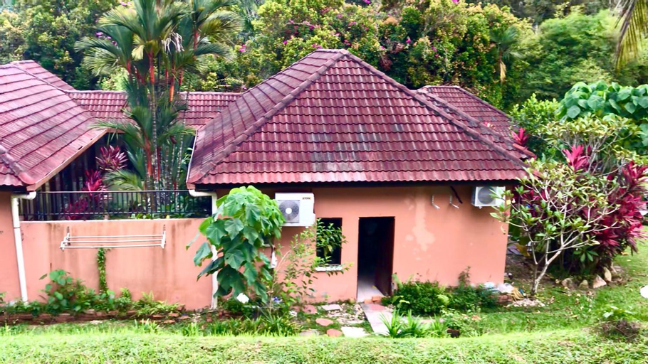 Ipoh Private Retreat Villa at Beverly Hills, Kinta
