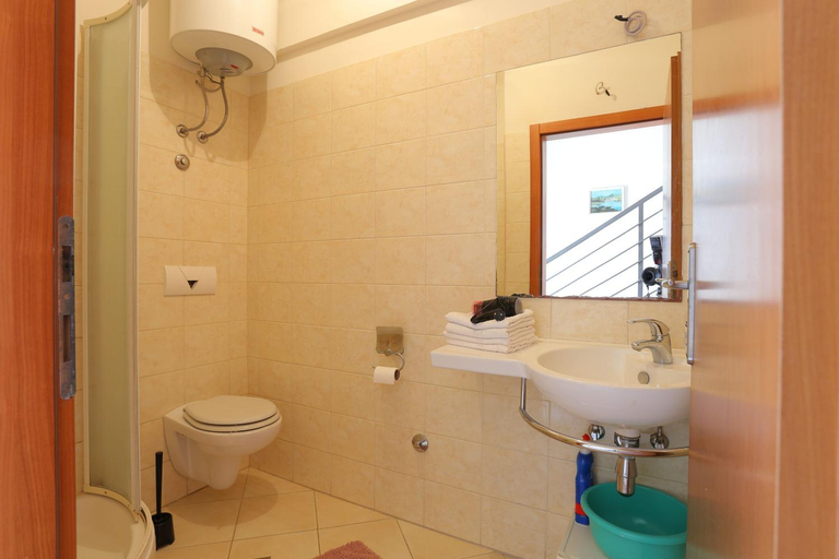 Bathroom, Apartments by the sea Gradac - Makarska - 21172, Gradac