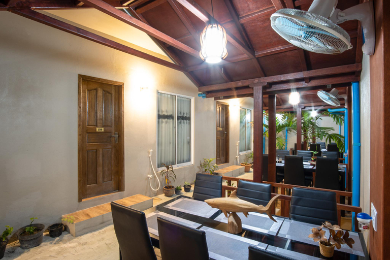 Others 5, Palm Oasis at Ukulhas, North Ari Atoll