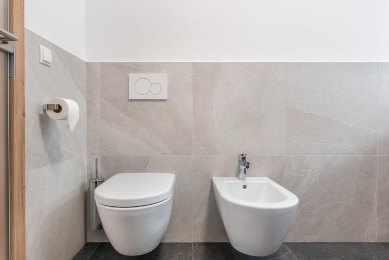Others 3, Trojer Apartment 1, Bolzano
