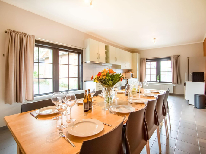 Others 5, Family Farmhouse, Ploegsteert, Hainaut
