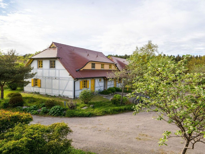 Primary image