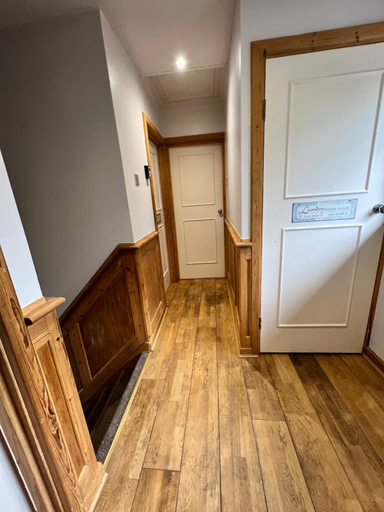 Others 5, Cosy Single Room for ONE person, London