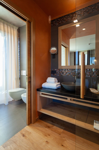 Bathroom 5, Asiago Sporting Hotel & SPA - Buongiorno! Hotels, Vicenza