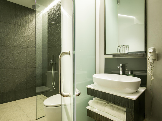 Bathroom 3