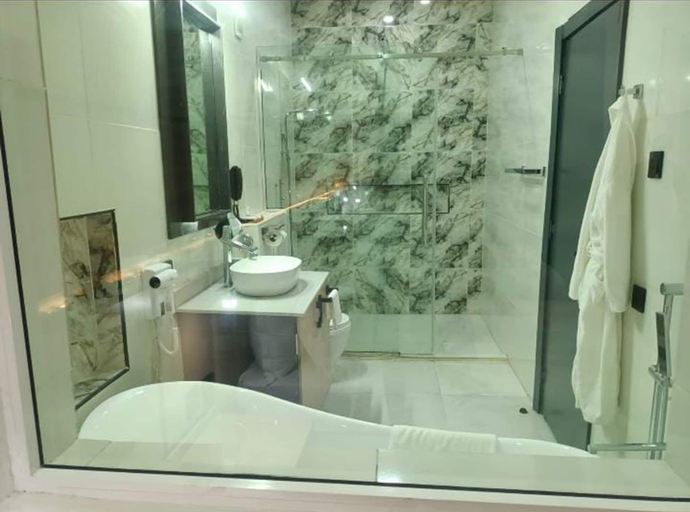 Bathroom 5, G Pinnacle, Ilorin East
