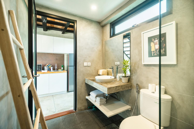 Bathroom 4, Canggu 2Plex, Badung