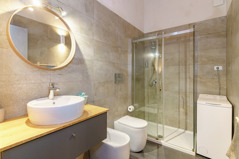 Bathroom 3, Le dimore del mito - Gaia, Syracuse