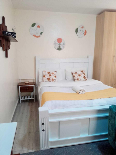 Room 3, Lux Suites Chapell Hill Apartments, Kajiado North