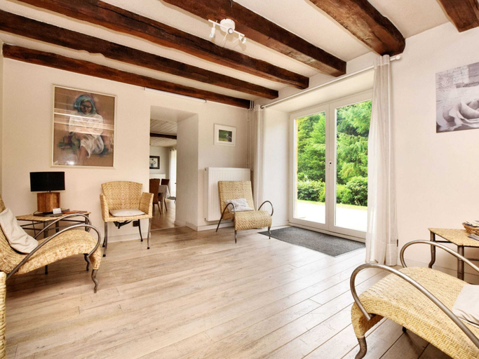 Food & Drinks 5, Fine group house with sauna garden, Luxembourg