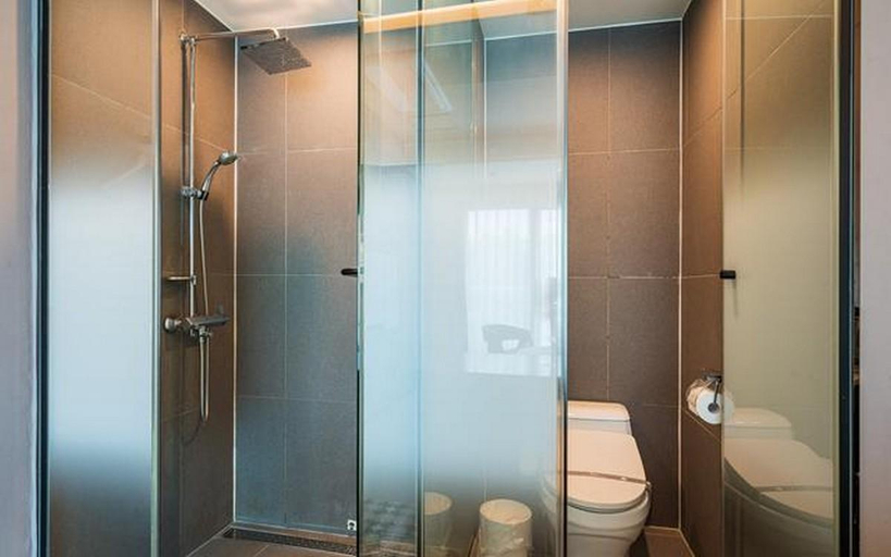 Bathroom 5, Yangpyeong Ggotpideon Geuhae Dalbit, Namyangju