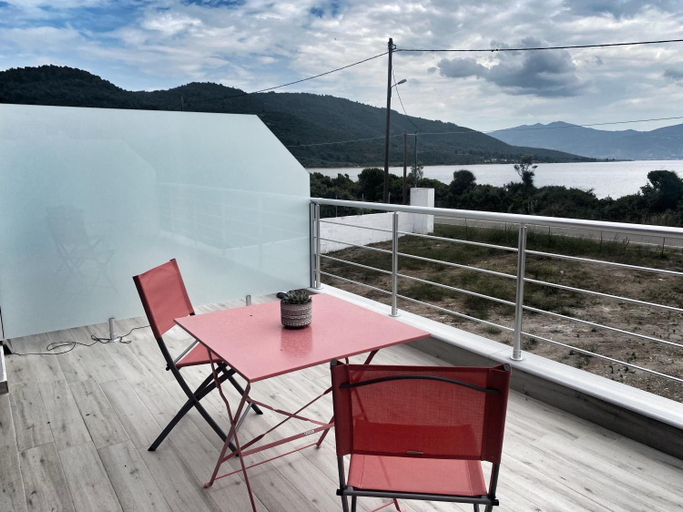 Others 5, Maurizio's Villa, Central Greece
