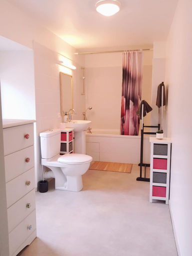 Others 4, Auberge De Carlucet, Lot