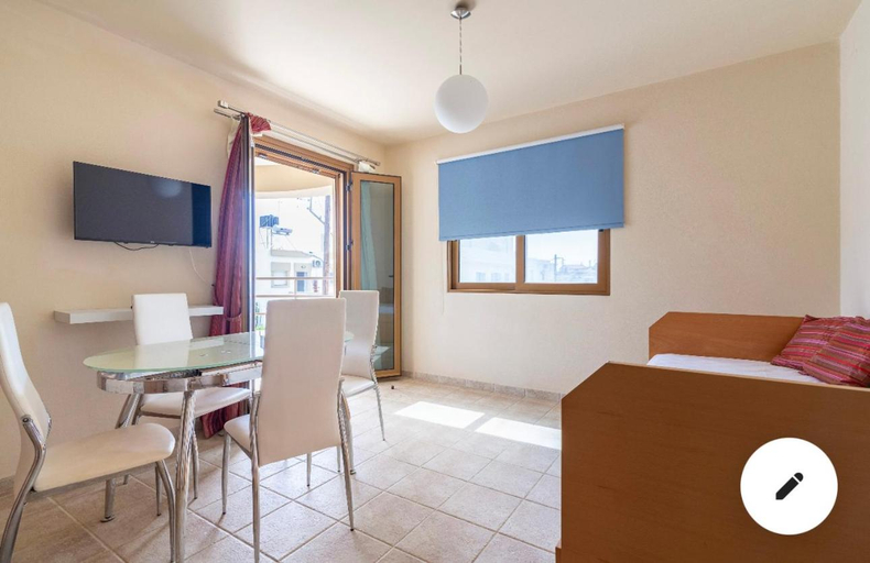 3, Crown apartments, Crete