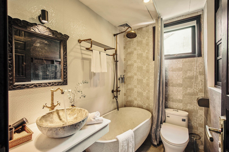 Bathroom 4, ART MUSEUM VILLA HOI AN, Da Nang