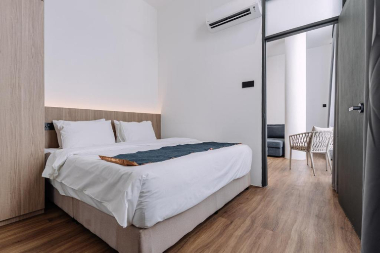 Bedroom 3, Impiana by Roxy Hotel, Kuching