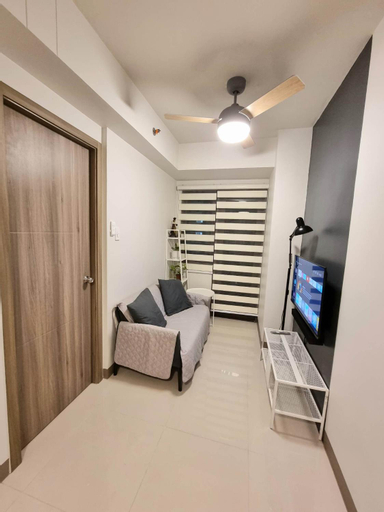 Bedroom 3, 1BR Cozy Condotel near IKEA, Mall of Asia & SMX, Parañaque