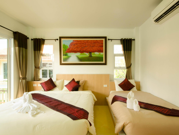 Bedroom 13