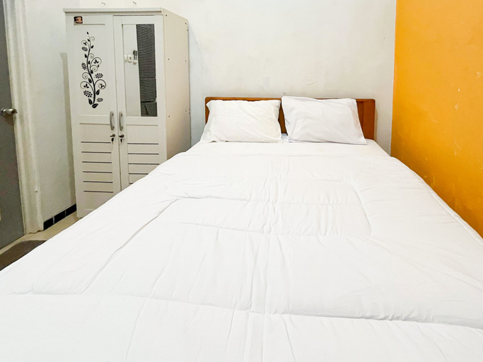Bedroom 3, Oma Kost 3 Probolinggo Mitra RedDoorz, Probolinggo