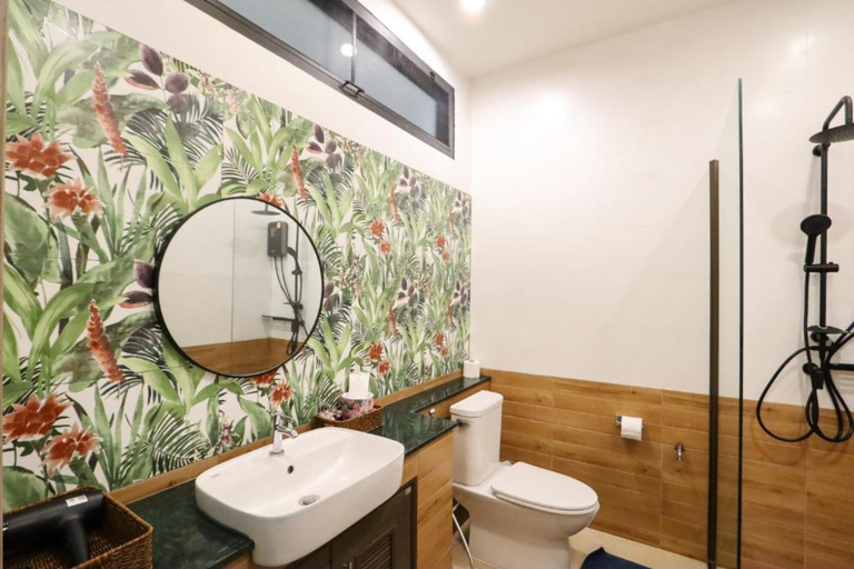 Bathroom 3, Tiger House River Kwai, Si Sawat
