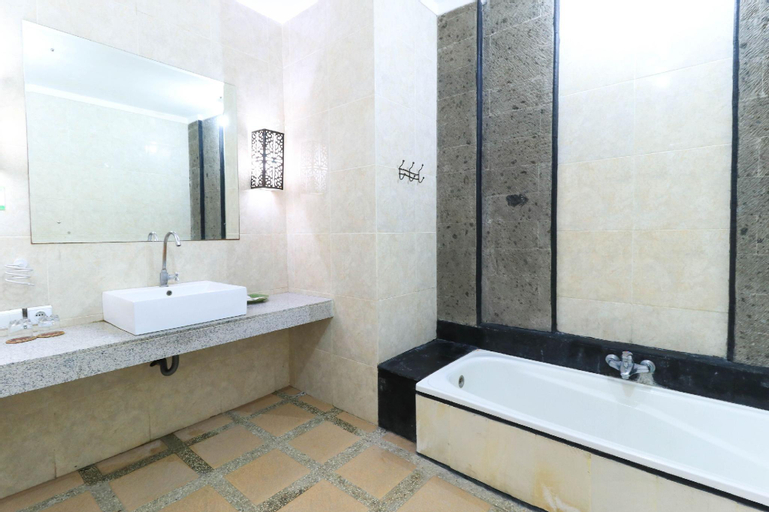 Bathroom 4