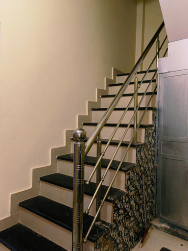 Others 5, Grihalaxmi Paying Guest House, Varanasi