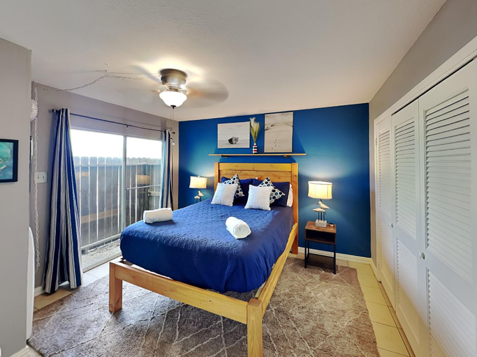 Bedroom 3, Coastal Cozy and a View, Nueces