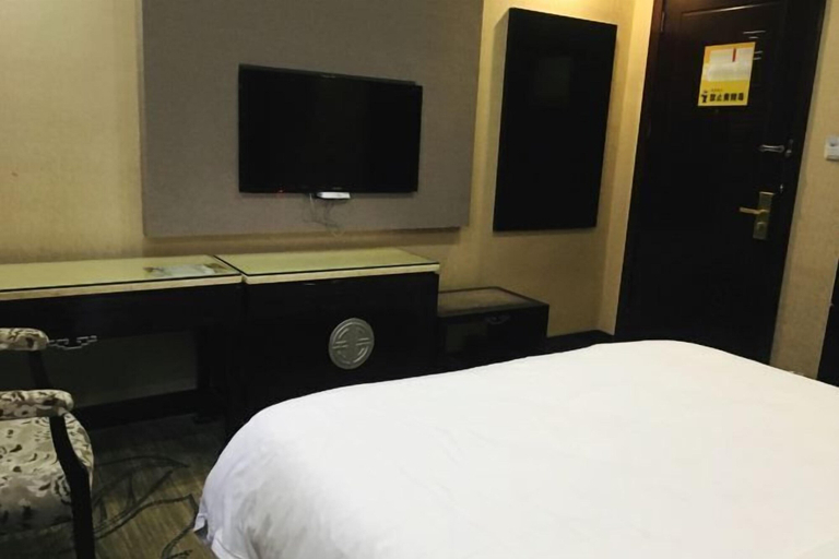 Bedroom 8
