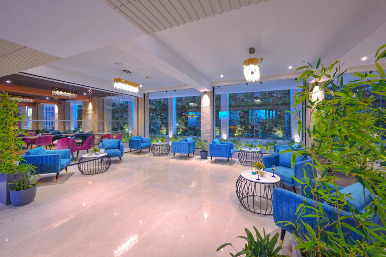 Food & Drinks 5, Royale Sarovar Portico Agra, Agra