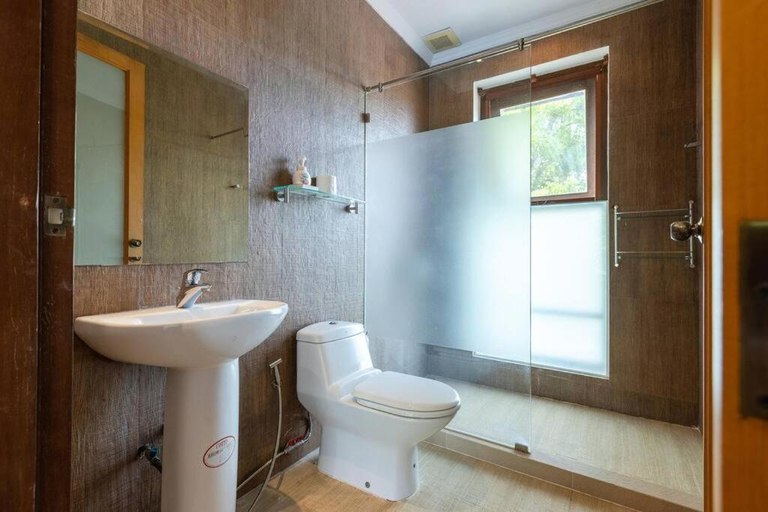 Bathroom 4, Large 6 Bed Luxury Villa on the Golf Course (PHJ), Cha-Am