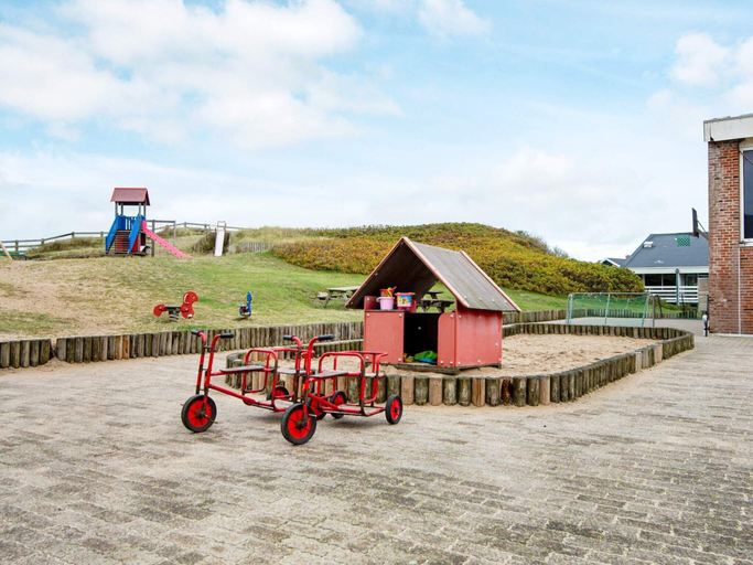 Others 4, 6 Person Holiday Home in Ringkobing, Ringkøbing-Skjern