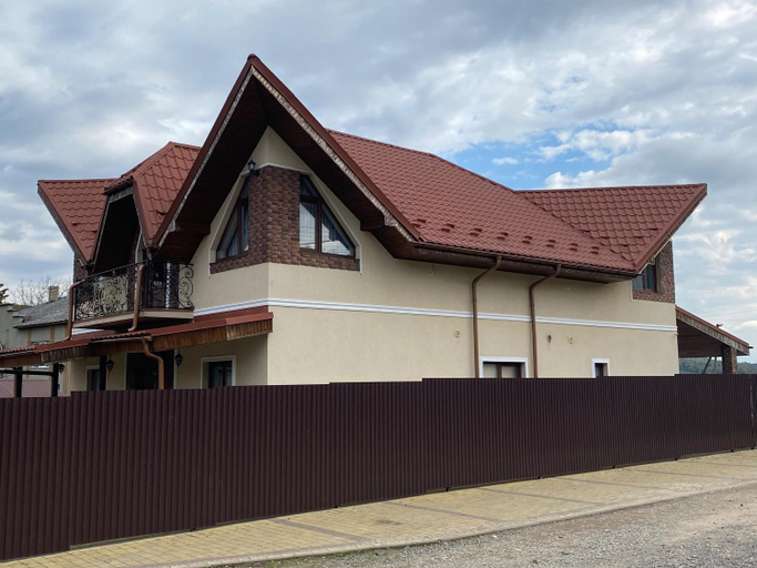 Others 4, Premiera cottage, Svaliavs'kyi