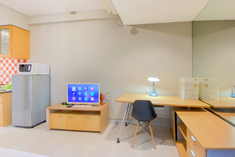 Others 2, Comfort and Minimalist Studio Tamansari Sudirman Apartment By Travelio, Jakarta Selatan