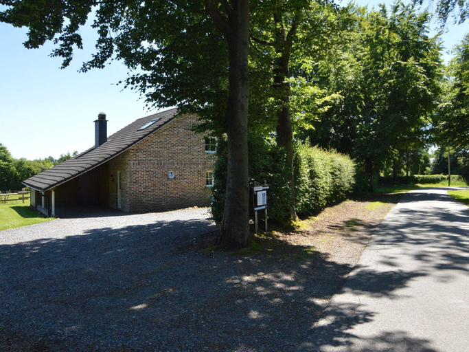 Exterior & Views 2, Family Home in Sourbrodt, Liège