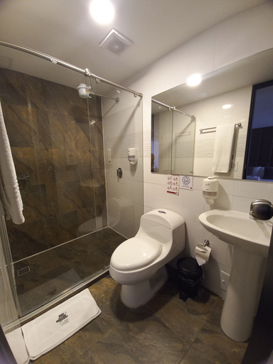 Bathroom 4, HOTEL SANTORI, San Juan de Pasto