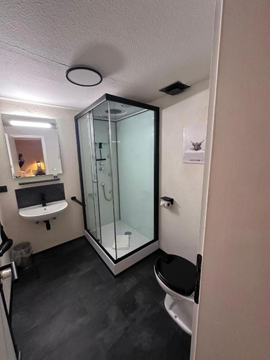 Bathroom 5, Gasthof zum goldenen Schiff - Lehmzimmer Sand, Kitzingen